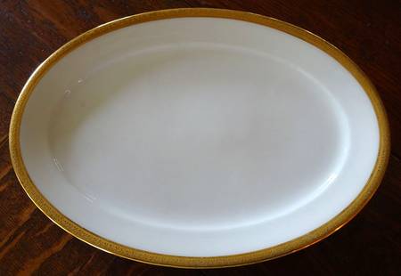 CHF304 11" Oval Serving Platter