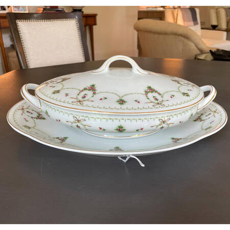 CHF33 Oval Covered Vegetable