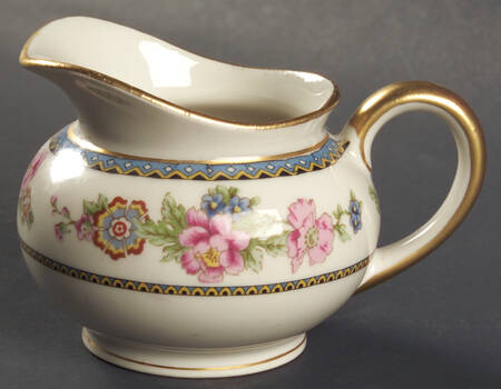 CHF5 Creamer