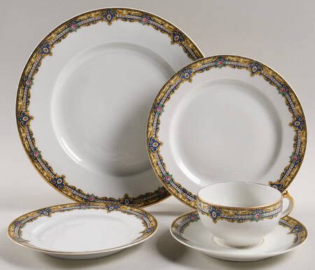 CHF73 5 Piece Place Setting
