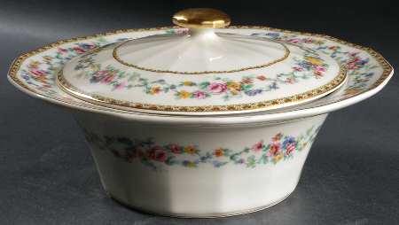Boulogne Round Covered Vegetable