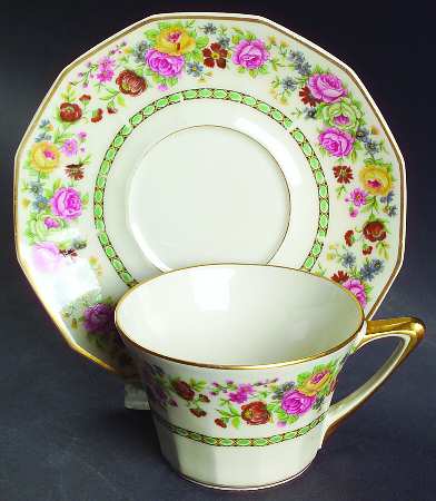 Eileen Flat Cup & Saucer Set