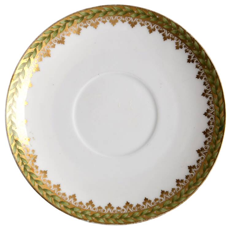 Empire Wreath Saucer