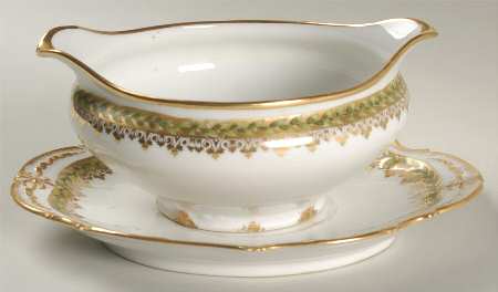 Empire Wreath Gravy Boat & Underplate
