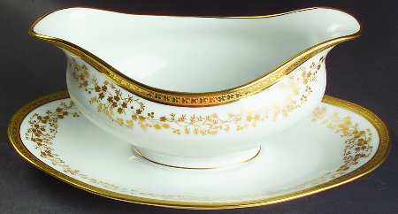 Frederic Gravy Boat with Attached Underplate