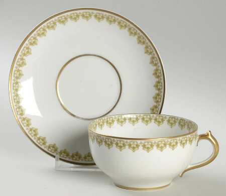 Head 145 Flat Cup & Saucer Set