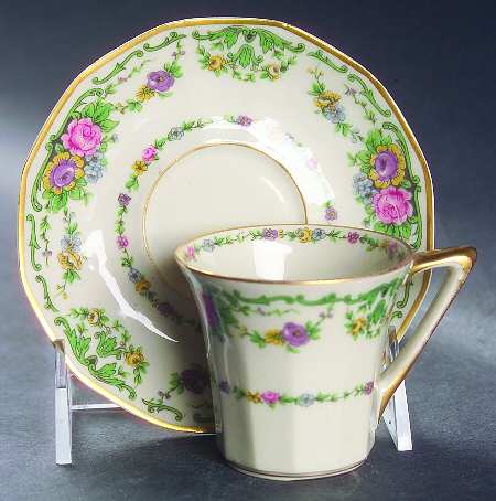 Head 169b Flat Demitasse Cup & Saucer Set