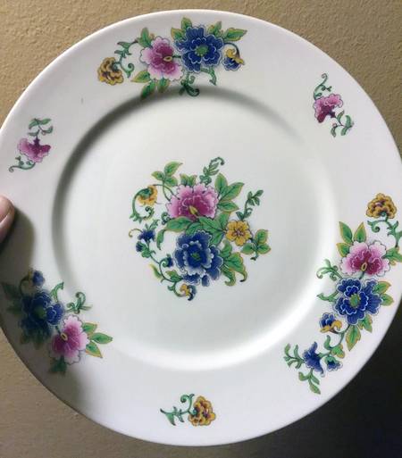 Head 175 Dinner Plate