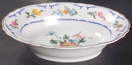 Marjolaine 9" Oval Vegetable Bowl