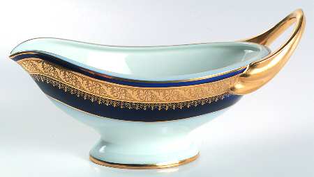 Martine Gravy Boat
