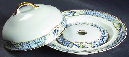 Orleans Round Covered Butter with Strainer