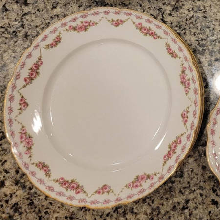 Schleiger 1339 Dinner Plate