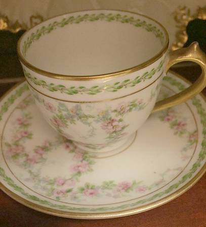 Schleiger 1341 Flat Demitasse Cup & Saucer Set