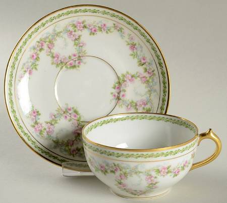 Schleiger 1341 Flat Cup & Saucer Set