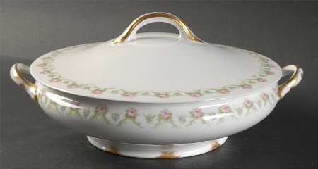 Schleiger 1348 Round Covered Vegetable