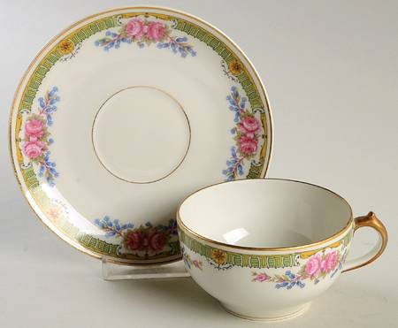 Schleiger 1355 Flat Cup & Saucer Set
