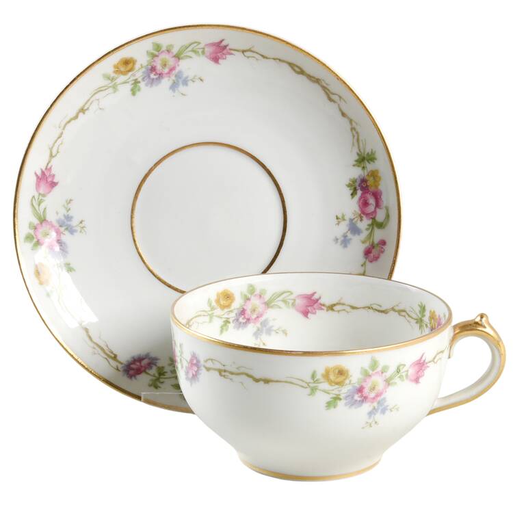 Schleiger 190 Flat Cup & Saucer Set