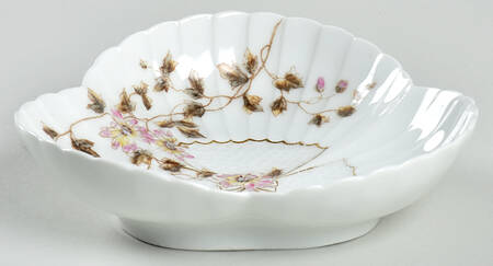 Schleiger 373 Bone Dish by Charles Field Haviland