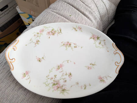 Schleiger 377 14" Oval Serving Platter