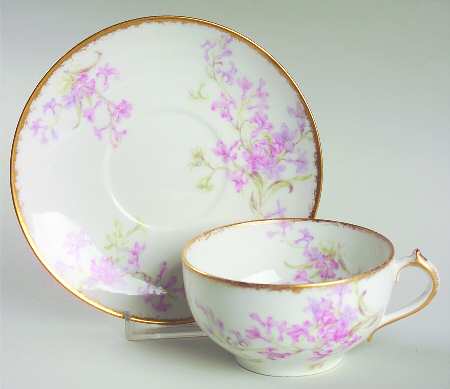Schleiger 386 Flat Cup & Saucer Set