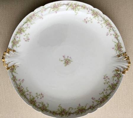 Schleiger 389 Handled Cake Plate