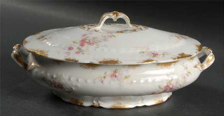 The Trocadero Oval Covered Vegetable