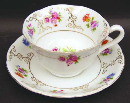 CHK1 Footed Cup & Saucer Set