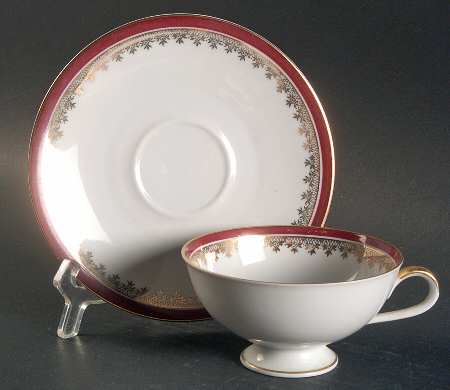 Chateau Footed Cup & Saucer Set