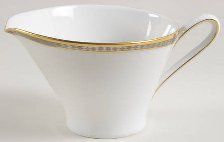 Royal Command Creamer
