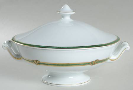 Ruban Vert Round Covered Vegetable