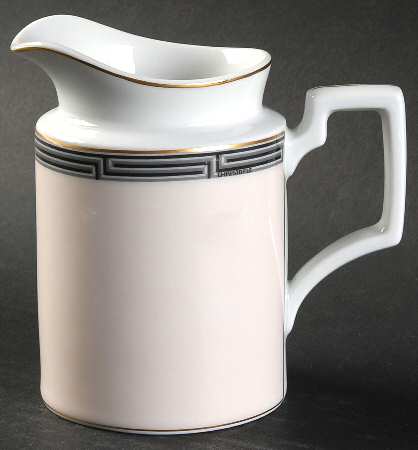 Tiriada Creamer