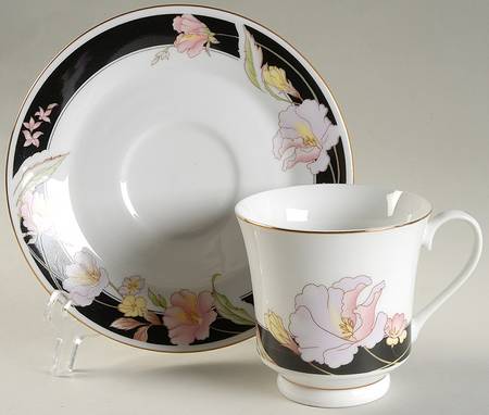Alice Footed Cup & Saucer Set by China Pearl