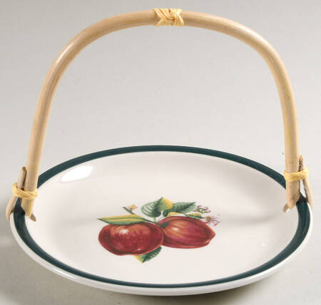 Apples (Casuals) 5 3/8"-5 5/8" Bamboo Handled Serving Plate  HC