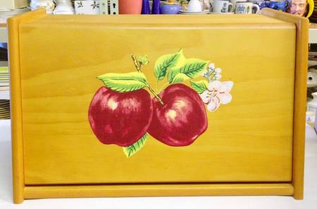 Apples (Casuals) Wood Bread Box
