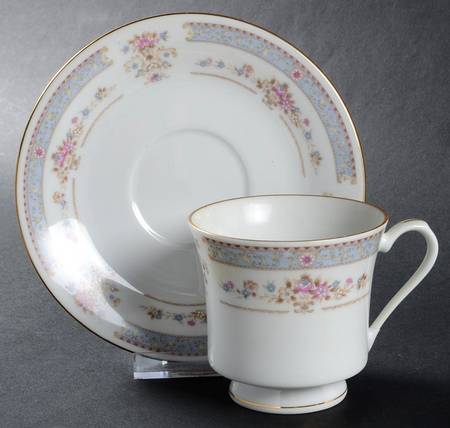 Catherine Footed Cup & Saucer Set by China Pearl