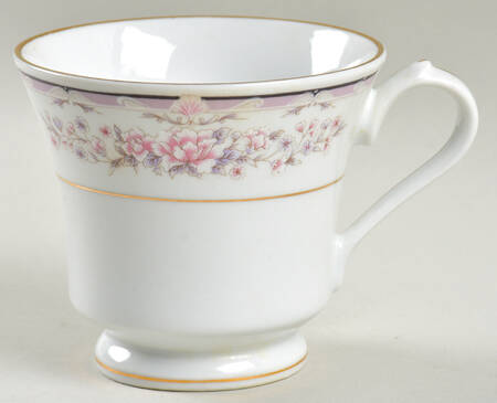Lildon Footed Cup