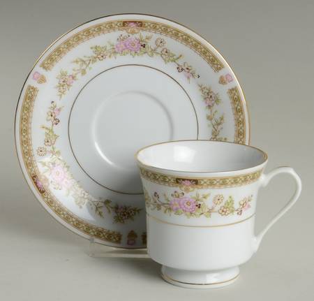 Footed Cup & Saucer Set
