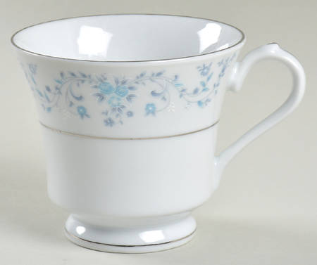 Helen Footed Cup