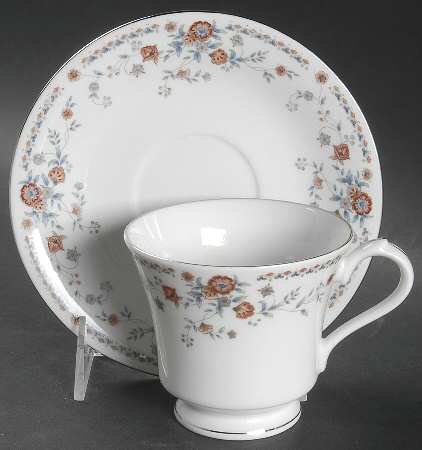 Josephine Footed Cup & Saucer Set