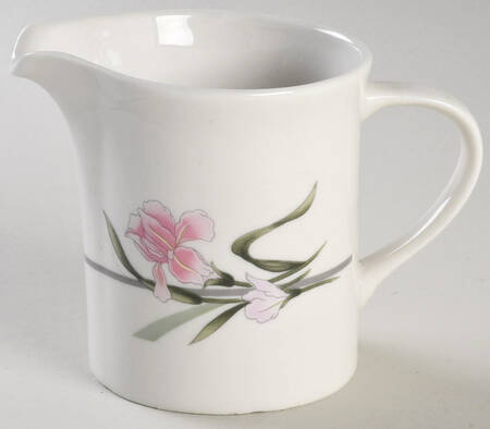 Rhine Creamer by China Pearl