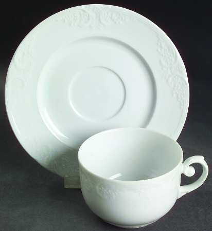 Batalha White Flat Cup & Saucer Set