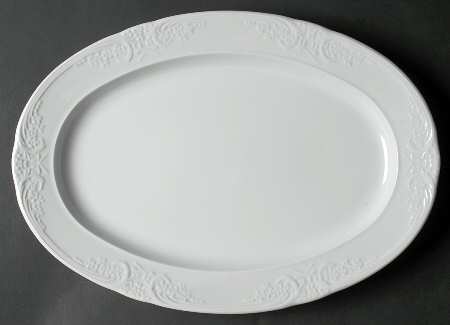 Batalha White 15" Oval Serving Platter