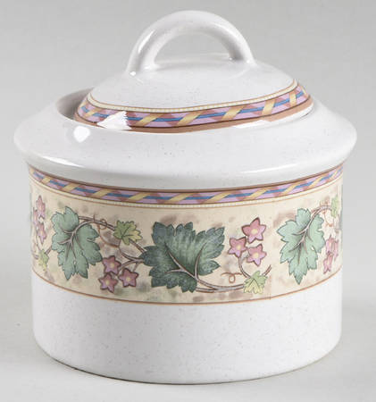 Berkshire Sugar Bowl & Lid