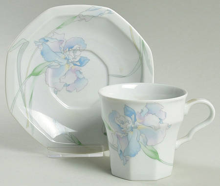 Blue Eyes Flat Cup & Saucer Set