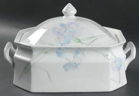 Blue Eyes Octagonal Covered Vegetable