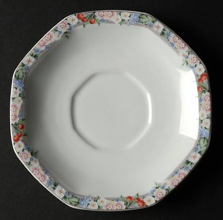 Floral Park Saucer
