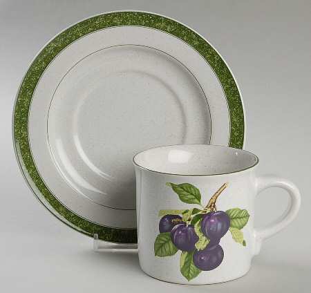 Fruit Delight Plum Flat Cup & Saucer Set