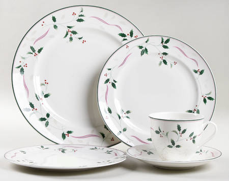 Holiday Splendor 5 Piece Place Setting by Christopher Stuart