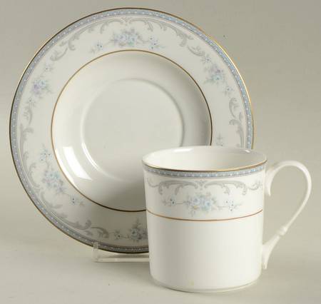 Lafayette Flat Cup & Saucer Set