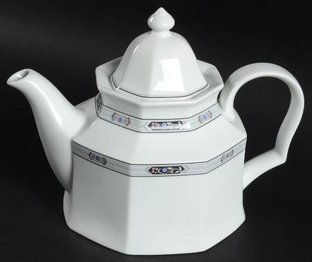 Lyric Teapot & Lid